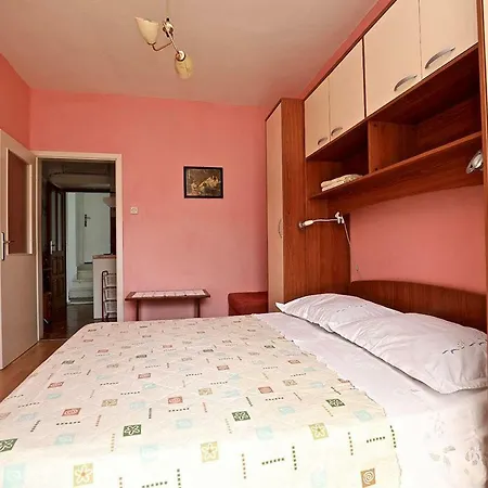 Studio 16404a * Сучурай